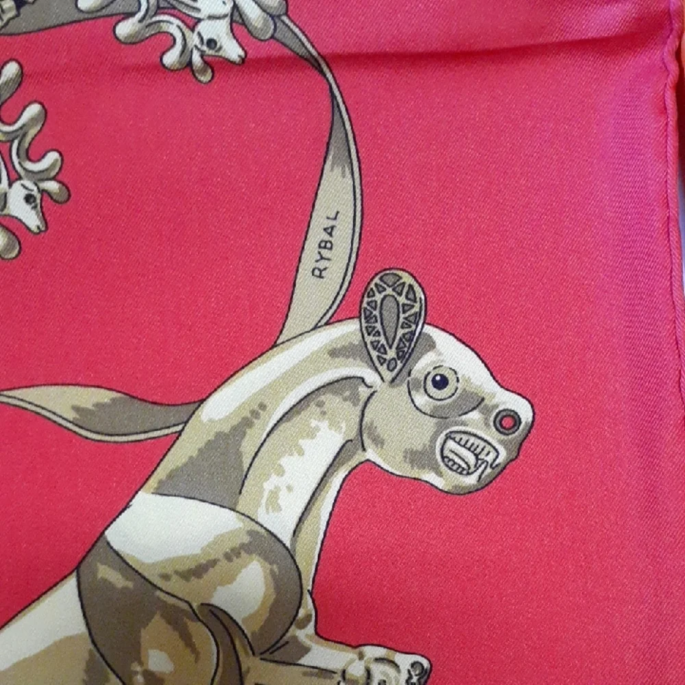RARE Authentic Hermes Scarf - LES CAVALIERS D'OR - Carre 90 - Nice! With Box! - Picture 2 of 6